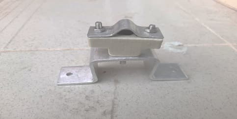 Aluminum Saddle for conductors :
a. AL Fixing Bracket Clamp & Insulator
b.Aluminum Saddle & other accessories for fastening and fitting the conductor.
For fittings of down and meshed conductor to the roof and wall.